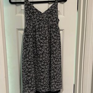 Pink Lily small black and white floral mini dress. Like new